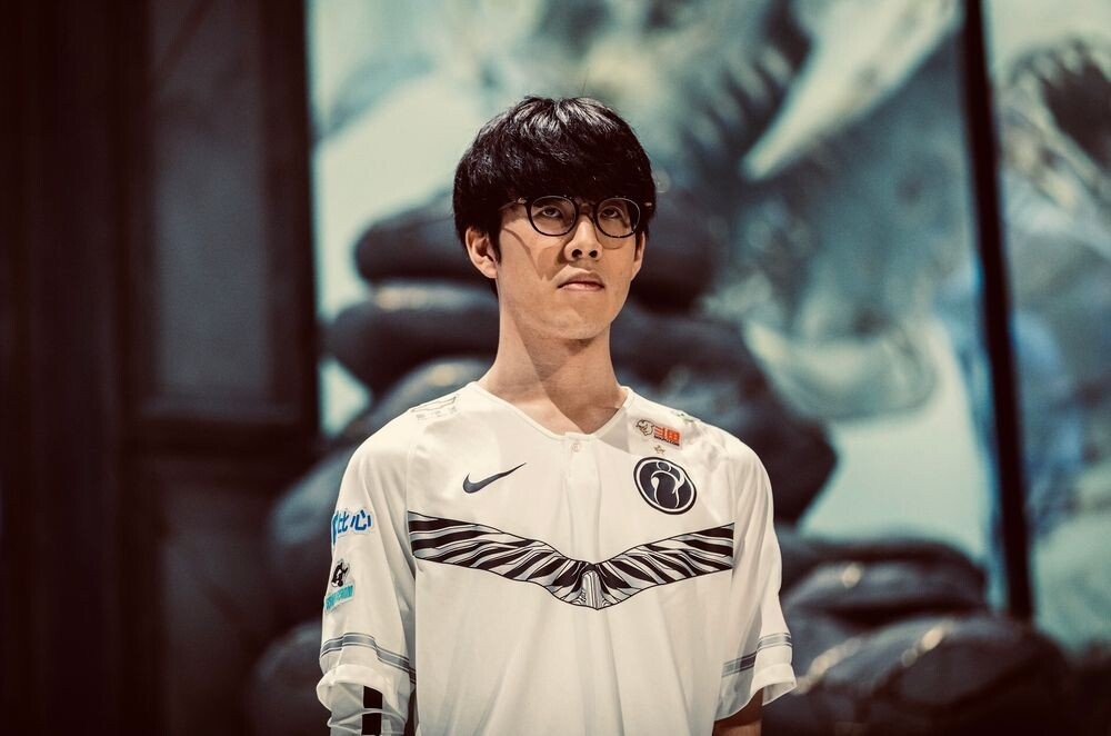 更加期待伯 更加期待伯