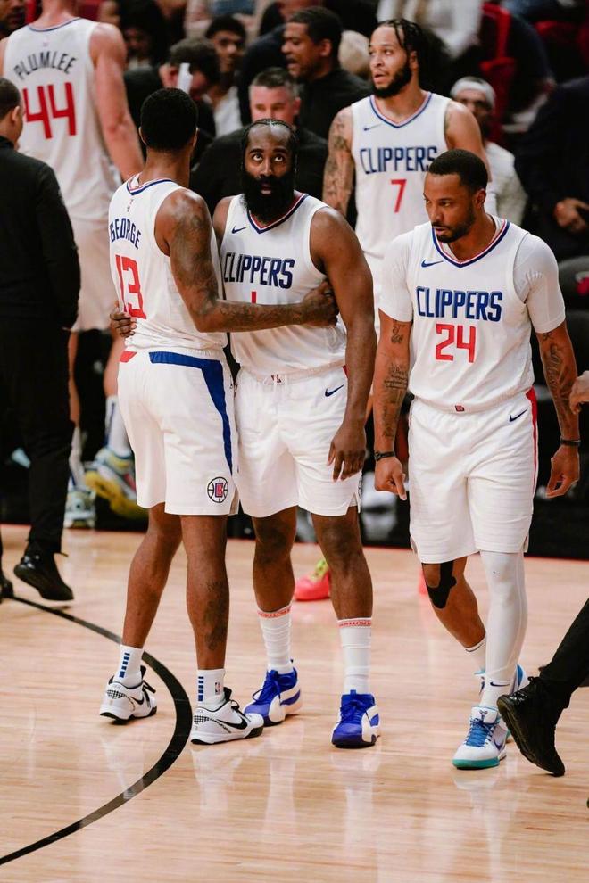 1年龄段边 1年龄段边